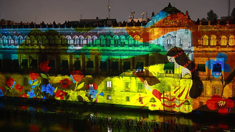 atrajo a más de 1.5 millones de espectadores, entre capitalinos, turistas y familias