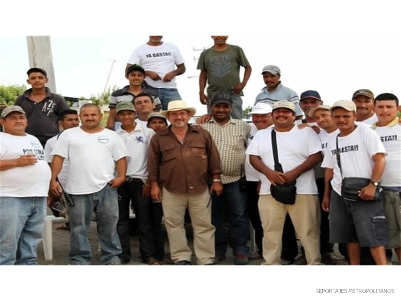 REVOCAN AUTO DE FORMAL PRISIÓN A HIPOLITO MORA; ES LIBERADO